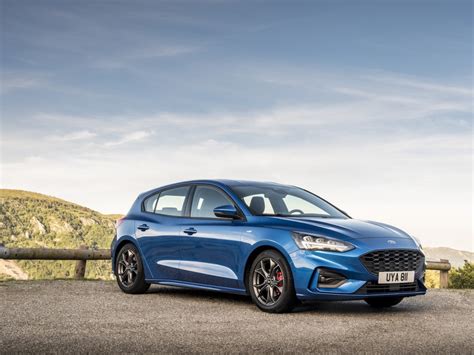 2018 Ford Focus Review - International First Drive | Practical Motoring