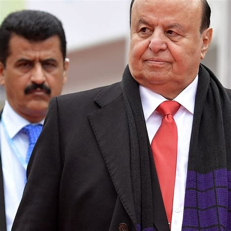 Yemen president transfers power to presidential council