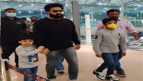 Jr NTR Leaves For The USA With Wife Lakshmi Pranathi And Sons For A ...