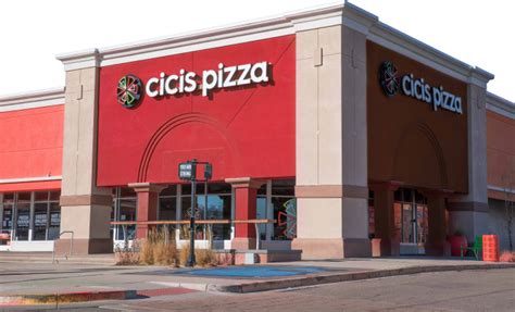 Find Your Dream Pizza Job at Cicis | Cicis Pizza