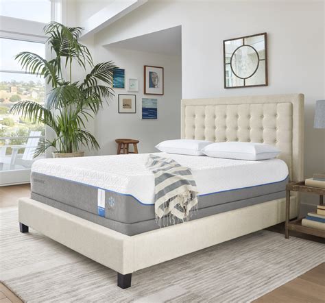 Tempur-Pedic TEMPUR-Cloud® Supreme Breeze King Mattress