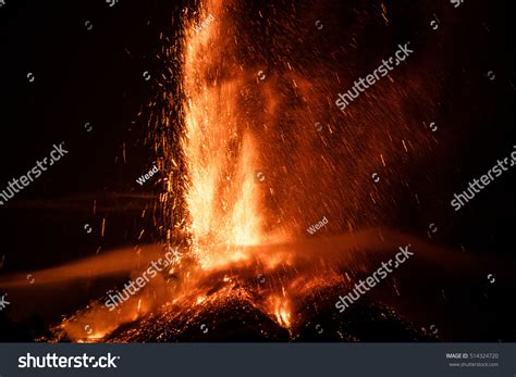 2,624 Lava Fountain Images, Stock Photos & Vectors | Shutterstock