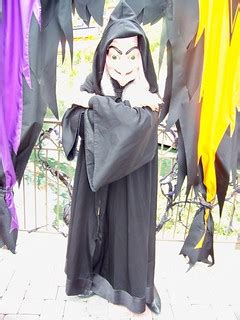 The Wicked Witch at the Disney Villains Meet-And-Greet | Flickr