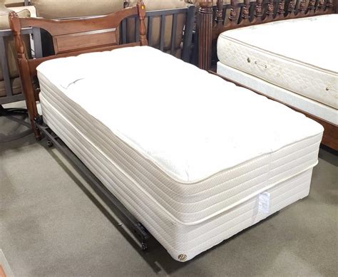 Lot - Traditional Style Twin Size Mattress & Box Spring