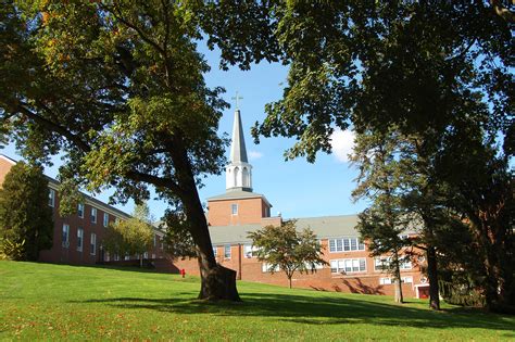 Gordon-Conwell seminary alumni and staff protest loss of Black professor