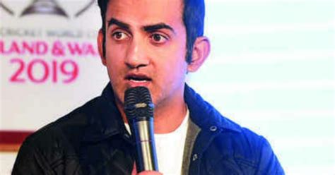 5 Occasions When Gautam Gambhir Stunned People On Social Media