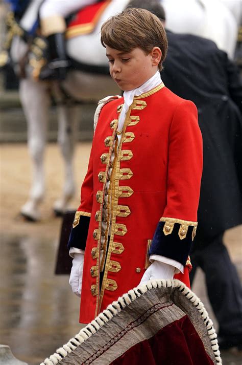 Best outfits from King Charles' coronation: Kate, Camilla, more