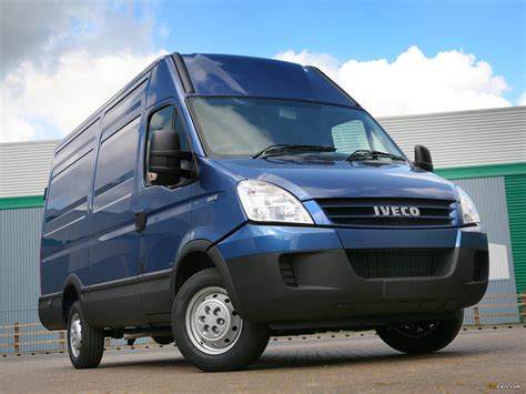 Iveco Daily Van UK-spec 2006–09 images (1600x1200)