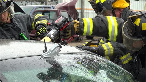 Vehicle Extrication Training - Daviess County Kentucky