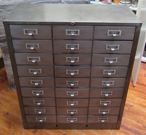 Industrial cabinet 27 drawers ideal for jewelry, parts or??