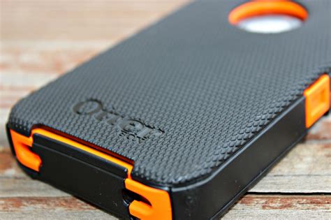 Otterbox Defender Series = 3-Layers of Protection for Phone