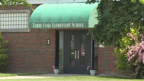 BREAKING: Four Three Oaks educators charged with failing to report suspected child abuse | WSBT