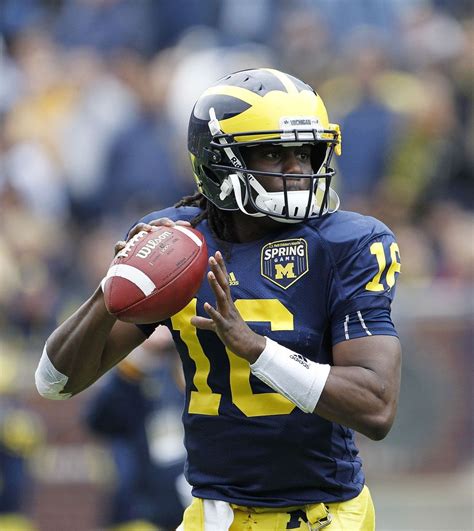 Denard Robinson | Denard robinson, Michigan football, Football helmets