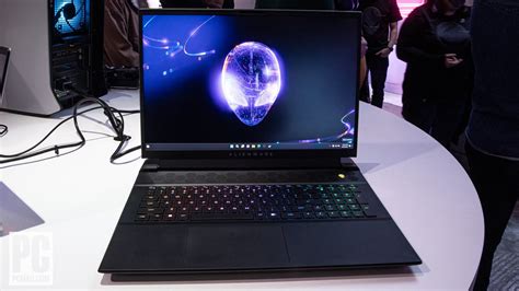 CES 2023 Hands-On: Alienware m18, an 18-Inch Next-Gen Powerhouse, Joins ...