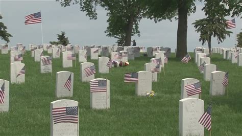 Nearly 200,000 flags planted at Fort Snelling National Cemetery for Memorial Day | kare11.com