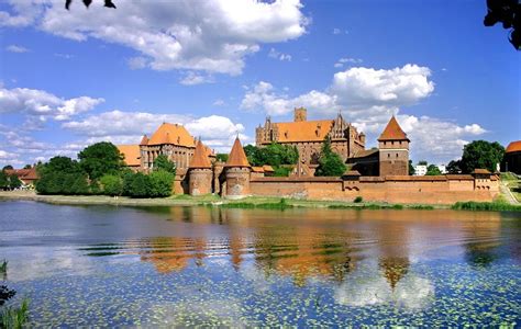 MALBORK CASTLE MUSEUM – Collection Pan Arab Luxury Magazine