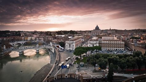 Stunning 4K Ultra HD Wallpaper of Man-Made Wonders in Rome