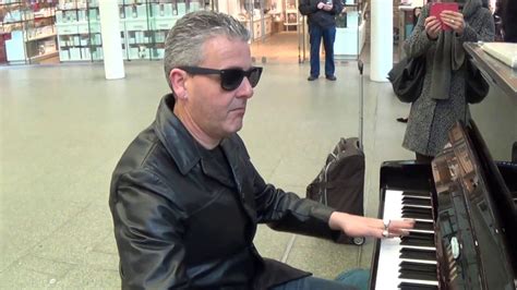 Brendan Kavanagh (Dr K.) Teaching Boogie Woogie Piano at London Train Stations (Video ...