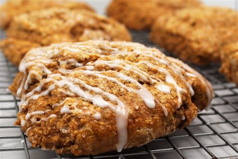 Pumpkin Spice Scones - Doug Bakes