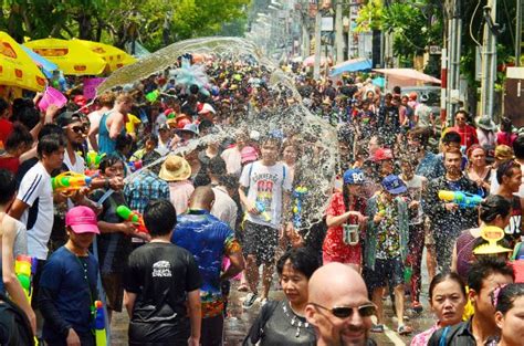 Songkran in Chiang Mai - Chiang Mai - Guide to Thailand