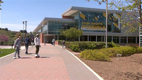 Towson University applicants no longer required to take SAT, ACT