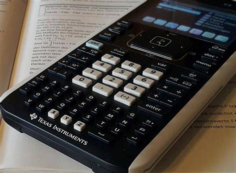 5 Best Graphing Calculators to Buy | Life Falcon