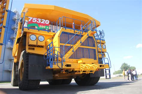 BELAZ North America inc. - 15th payload capacity class of BELAZ dump trucks