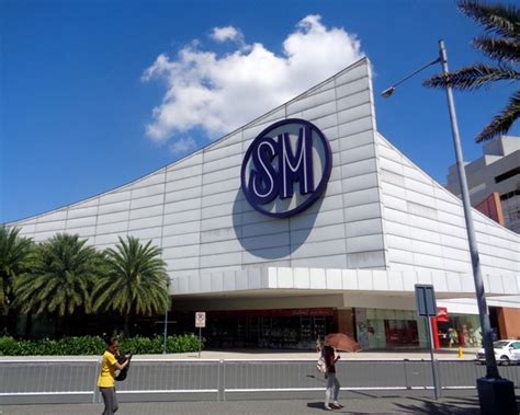 SM Malls Releases Operating Hours for Holy Week 2019