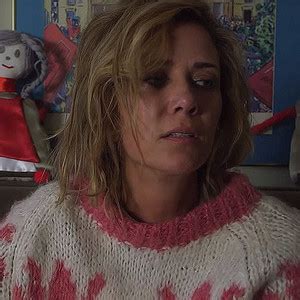 Kristen Wiig's New Movie Crying in a Sweater Debuts on Jimmy Kimmel Live! | E! News