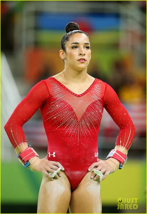 Simone Biles & Aly Raisman Take Gold & Silver in Gymnastics Floor Exercise: Photo 3735342 | 2016 ...