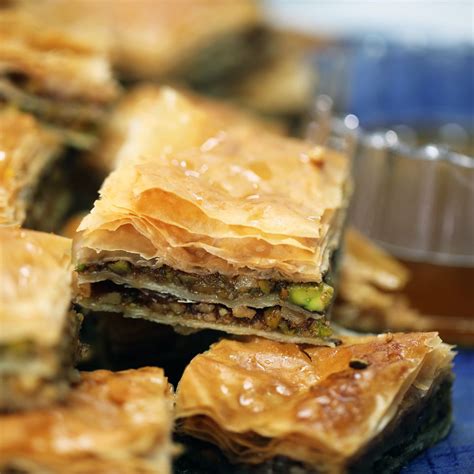 14 Sweet Ways to Use Phyllo Dough | Phyllo dough, Baklava, Phyllo