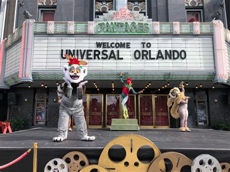 PHOTOS: "Madagascar" Favorites Debut in "Universal's Holiday Character Celebration" at Universal ...