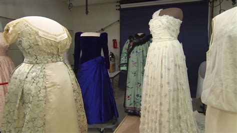 Preparing the gowns for the First Ladies Exhibition - YouTube