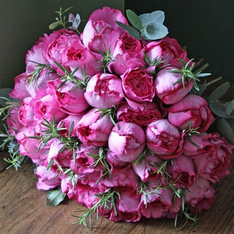 'Yves Piaget' Bouquet (comes in it's own hatbox!) | Container flowers, Flower company, Flowers