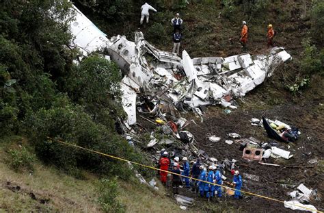 Soccer plane in Colombia crash was running out of fuel, a pilot says