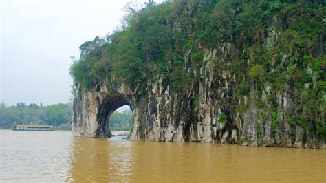 Elephant Trunk Hill - Guilin, Attraction | Expedia.com.au