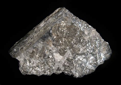 Native Antimony – Mineral Properties, Photos and Occurrence