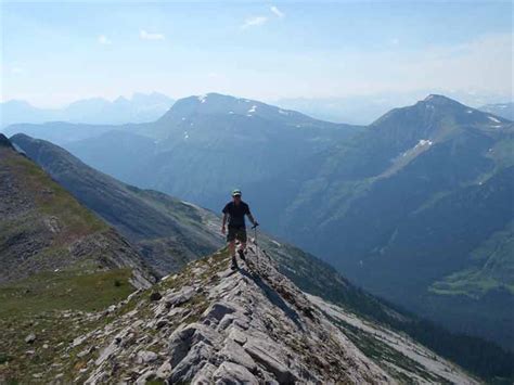 TUMBLER RIDGE UNESCO GLOBAL GEOPARK -Global Network of National Geoparks