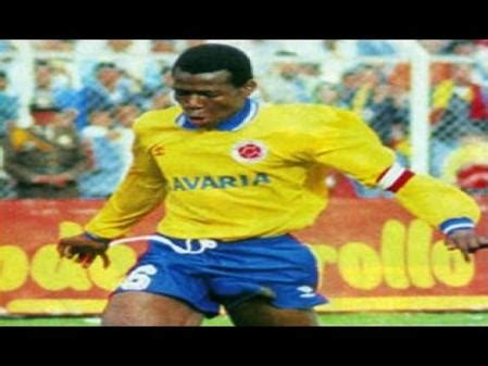 Faustino Asprilla: De verdugo del Barça a rey del preservativo tras ...