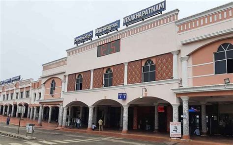 List of the Cleanest and Must-visit Railway Stations in India