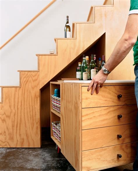 Under the stairs-- a moveable bar... or possibly craft station?... | Decor and home ideas | Bars ...