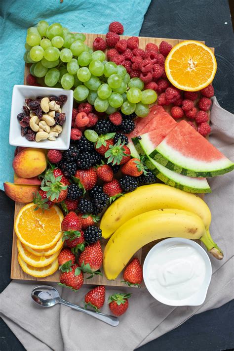 How To Make A Fruit Tray Platter | Recipes From A Pantry