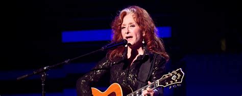 Top 10 Bonnie Raitt Songs - American Songwriter