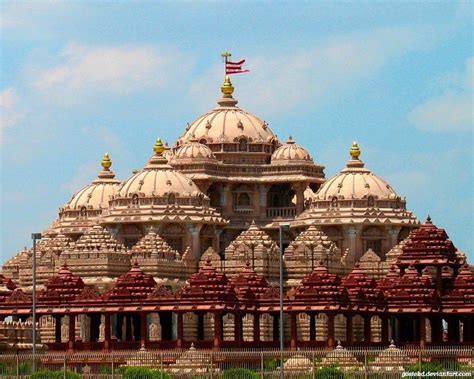 BAPS Swaminarayan Akshardham Temple, New Delhi. Built in only 5 years! The beautiful Hindu ...