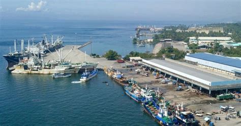 Marcos eyes 11 more cold storage facilities in PH fish ports ...