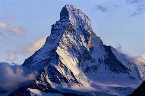 EN COMPAÑÍA DEL ALMA: LA CIMA DE LA MONTAÑA (Cuento)