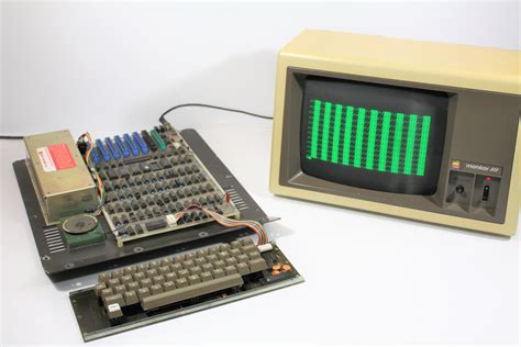 Apple II Rev 3: Clone or prototype? – VintageComputer.ca