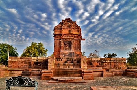 Yudhishthira's Sword in the Gupta Deogarh