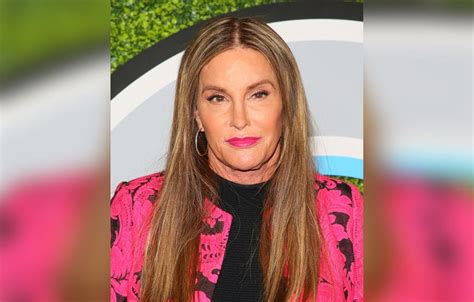 Caitlyn Jenner's Face Is Unrecognizable In Shocking New Photos!