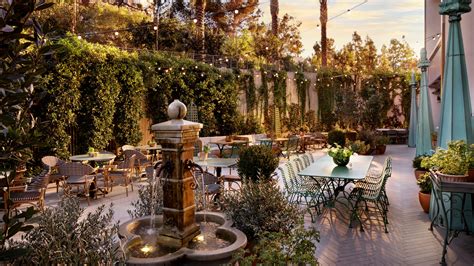 Fairmont Century Plaza – Hotel Review | Condé Nast Traveler